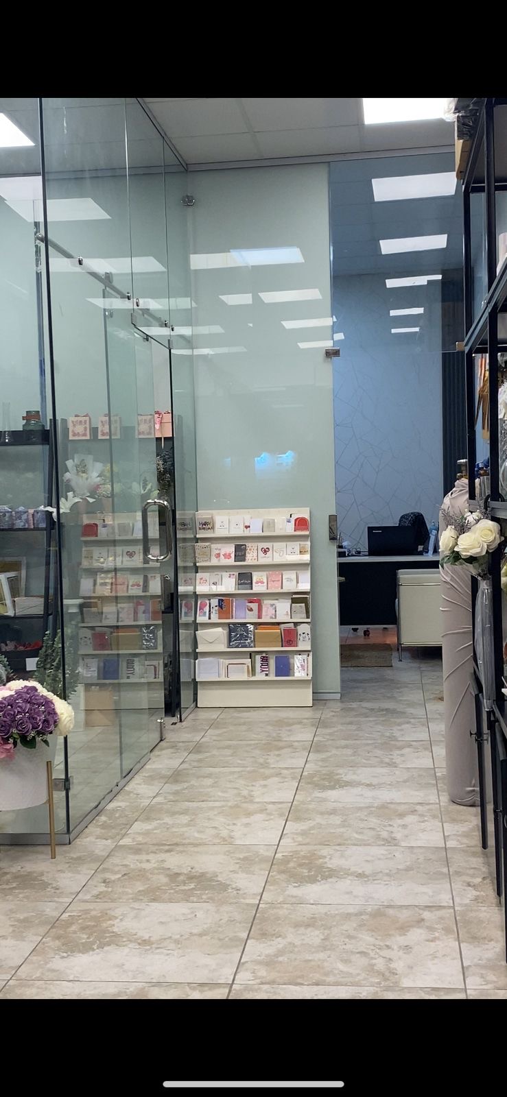 موسسة ورد وهدايا