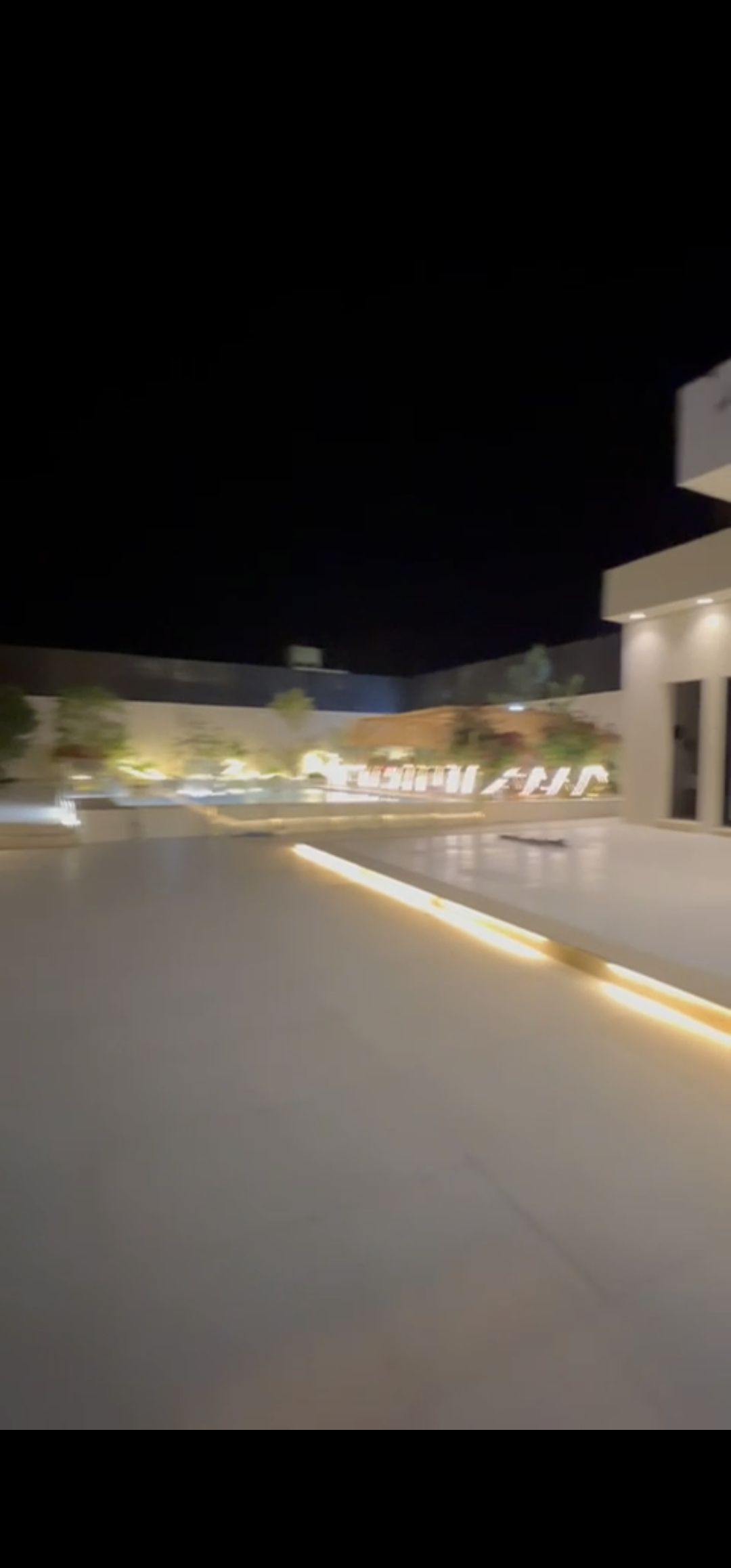 شاليه للتقبيل